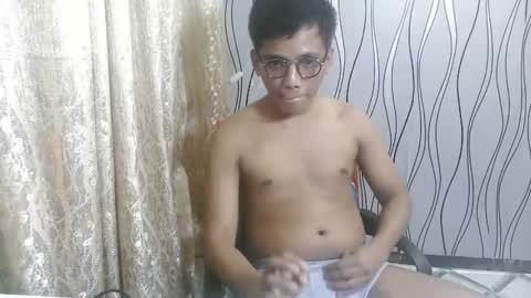 Snapshot of mystery_asher chatting on March 30, 1:12 pm mystery asher online show from March 30, 1:12 pm