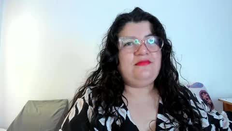 Snapshot of mystery_psique chatting on April 26, 1:42 pm mystery_psique online show from April 26, 1:42 pm