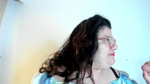 Snapshot of mystery_psique chatting on May 18, 1:39 pm mystery_psique online show from May 18, 1:39 pm