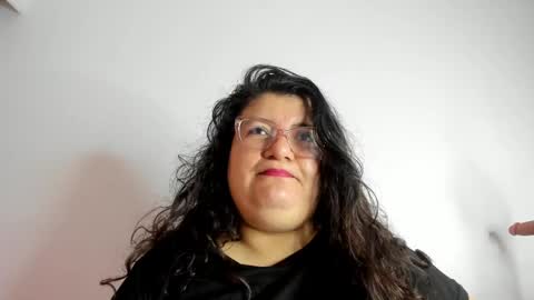 Snapshot of mystery_psique chatting on May 23, 3:05 pm mystery_psique online show from May 23, 3:05 pm
