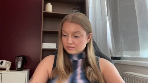 Erica online show from June 2, 12:07 pm