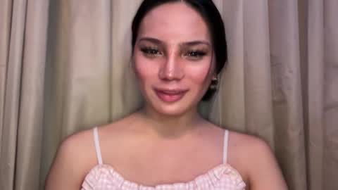 UR GIRL NEXTDOOR online show from April 16, 9:21 am