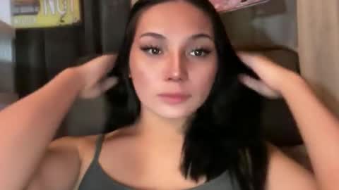 Snapshot of mysteryman_xxx chatting on April 19, 10:14 am UR GIRL NEXTDOOR online show from April 19, 10:14 am