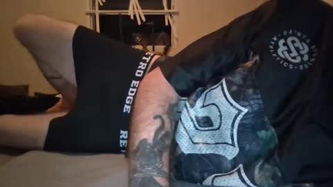Snapshot of mysterymyn chatting on April 27, 2:42 am mysterymyn online show from April 27, 2:42 am