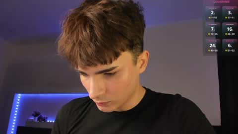 Snapshot of mystic_evan chatting on April 8, 7:25 pm Evan Brown online show from April 8, 7:25 pm