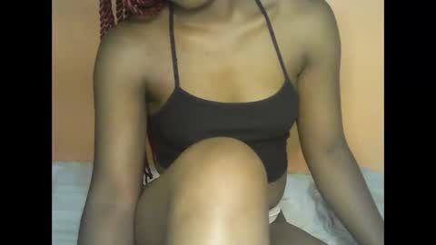Snapshot of mystic_linna chatting on April 30, 6:58 pm mystic_linna online show from April 30, 6:58 pm