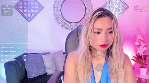 mystic_nova_ online show from March 25, 11:27 am