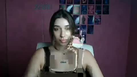 Snapshot of mysticamelia chatting on July 2, 6:41 am Amelia online show from July 2, 6:41 am