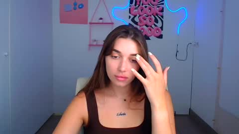 Snapshot of mysticamelia chatting on July 9, 11:25 am Amelia online show from July 9, 11:25 am