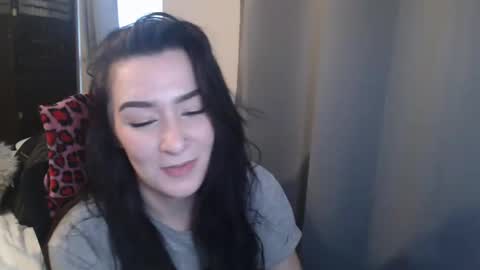 Snapshot of mysticmuse94 chatting on February 15, 2:44 pm MysticMuse online show from February 15, 2:44 pm