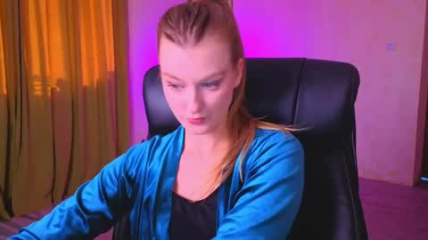 mysticvenus_ online show from March 14, 3:17 pm