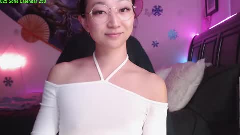 Snapshot of mysweetsofie1 chatting on January 5, 11:12 pm MySweetSofie online show from January 5, 11:12 pm