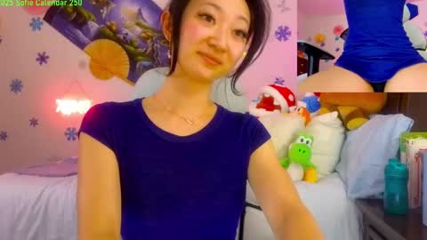 Snapshot of mysweetsofie1 chatting on February 4, 1:13 am MySweetSofie online show from February 4, 1:13 am