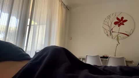 Snapshot of myszka chatting on February 3, 12:47 pm myszka online show from February 3, 12:47 pm