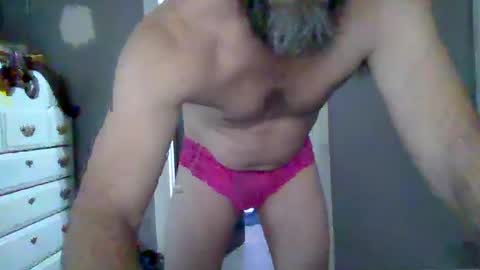 looking to please online show from January 22, 4:44 pm