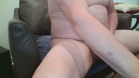 Lynn online show from December 8, 7:54 pm