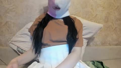 n33n33 online show from March 6, 4:31 am