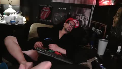 Snapshot of n3v3rpanic1 chatting on January 11, 10:19 am SnackPants online show from January 11, 10:19 am