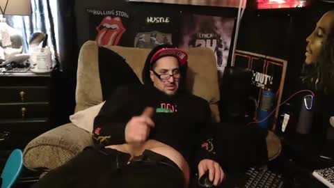 Snapshot of n3v3rpanic1 chatting on January 14, 6:07 pm SnackPants online show from January 14, 6:07 pm