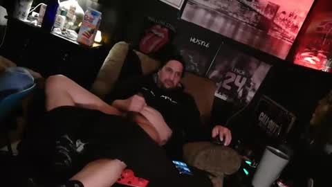 Snapshot of n3v3rpanic1 chatting on January 20, 1:11 pm SnackPants online show from January 20, 1:11 pm