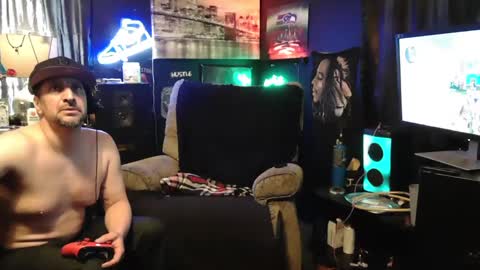 Snapshot of n3v3rpanic1 chatting on January 29, 11:14 pm SnackPants online show from January 29, 11:14 pm