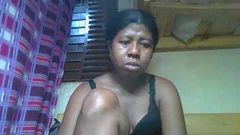 naadiaaa online show from March 13, 9:05 am