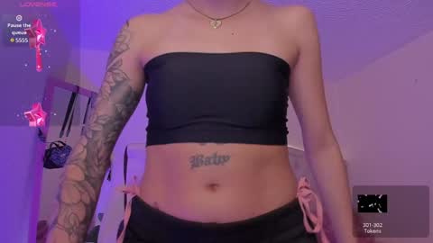 Snapshot of naath_ chatting on January 29, 9:17 pm anny online show from January 29, 9:17 pm