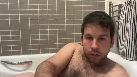 Snapshot of nachosev chatting on April 24, 8:33 pm jesussevilla online show from April 24, 8:33 pm