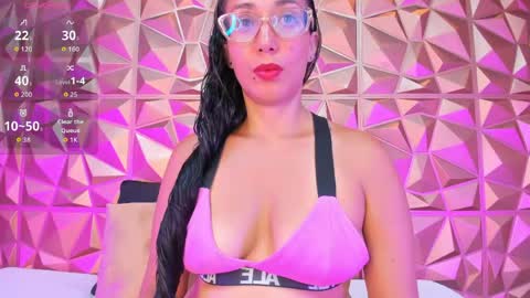 Snapshot of nadiajalil chatting on May 20, 8:26 pm nadiajalil online show from May 20, 8:26 pm