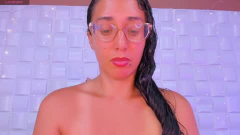 Snapshot of nadiajalil chatting on June 11, 8:07 pm nadiajalil online show from June 11, 8:07 pm