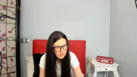 Snapshot of nadiatrue chatting on June 18, 5:06 pm nadiatrue online show from June 18, 5:06 pm