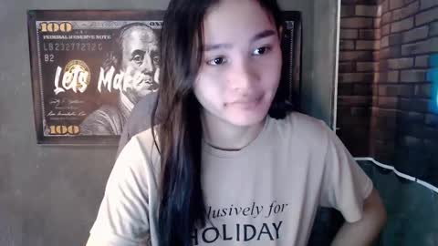 Snapshot of nadiestar chatting on May 18, 11:43 pm nadiestar online show from May 18, 11:43 pm