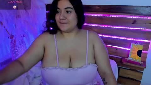 Nadine online show from April 30, 2:56 pm