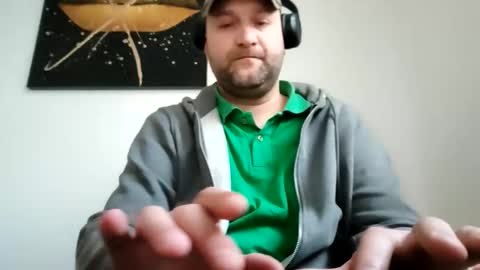 Snapshot of nadir_sinz chatting on March 26, 5:57 am Nadir online show from March 26, 5:57 am