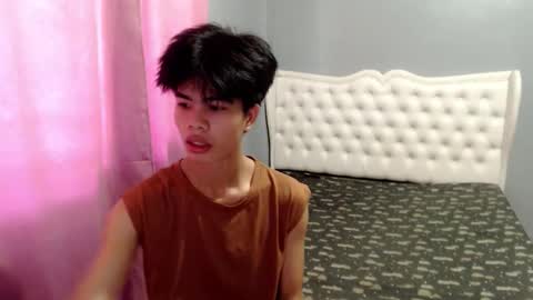 Snapshot of nagaselen34 chatting on April 19, 3:50 am Jhay online show from April 19, 3:50 am