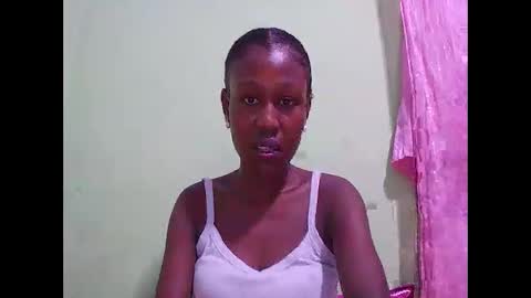 Snapshot of nah296652 chatting on February 17, 8:11 am nah296652 online show from February 17, 8:11 am