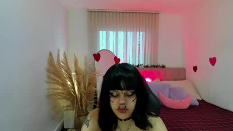 Snapshot of nahemot_sadish chatting on February 20, 12:49 pm nahemot_sadish online show from February 20, 12:49 pm