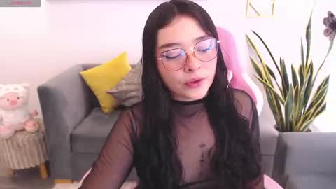 Snapshot of nahia__1 chatting on July 16, 2:56 pm Nahia online show from July 16, 2:56 pm