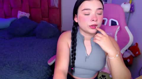 Snapshot of nahia__1 chatting on July 28, 3:21 pm Nahia online show from July 28, 3:21 pm