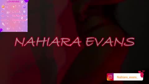 Snapshot of nahiara_evans_ chatting on April 29, 9:46 am NAHIARA EVANS online show from April 29, 9:46 am