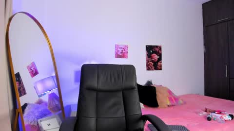 Snapshot of nahiara_santana chatting on April 29, 3:10 am nahiara_santana online show from April 29, 3:10 am