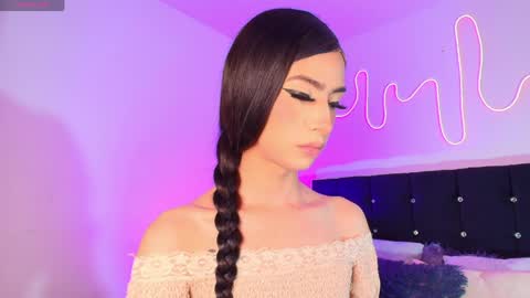 NahiaVictoria  online show from March 31, 3:01 pm