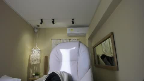 Nahimi online show from April 2, 11:30 am