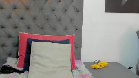 Snapshot of nahirobyy_ebonyy chatting on May 8, 6:35 pm nahirobyy ebonyy online show from May 8, 6:35 pm