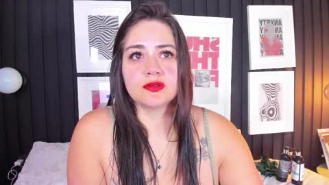 Snapshot of nahomi_sweett chatting on February 13, 10:44 am Nahomi online show from February 13, 10:44 am