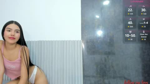 nahomy_park online show from May 9, 11:59 am