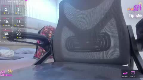 Snapshot of nahomyrusell chatting on June 19, 12:53 pm nahomyrusell online show from June 19, 12:53 pm