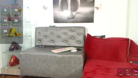 Snapshot of nahomysex_222 chatting on April 23, 10:34 pm Nahonysex 222 online show from April 23, 10:34 pm