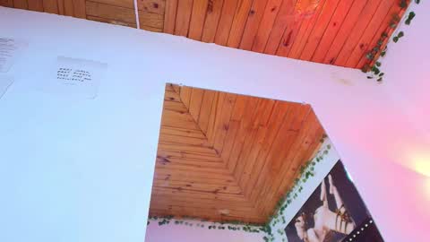 Snapshot of naia_x chatting on February 23, 9:12 pm Naia x online show from February 23, 9:12 pm