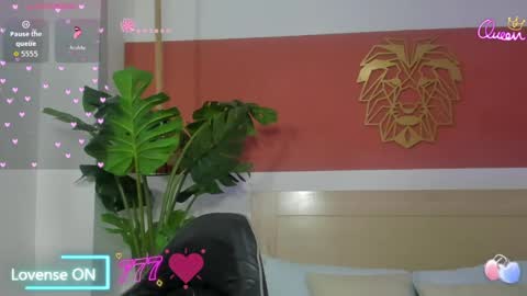 Snapshot of naiara30_ chatting on May 8, 7:52 pm N A I A R A online show from May 8, 7:52 pm